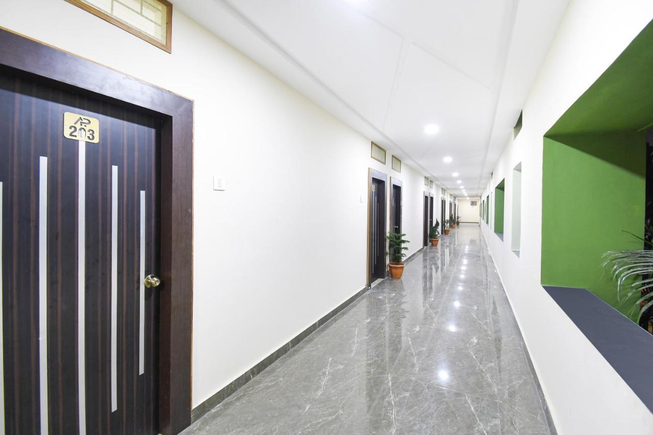 Spot On 67472 Anant Palace Ξενοδοχείο Raj Nandgaon Εξωτερικό φωτογραφία
